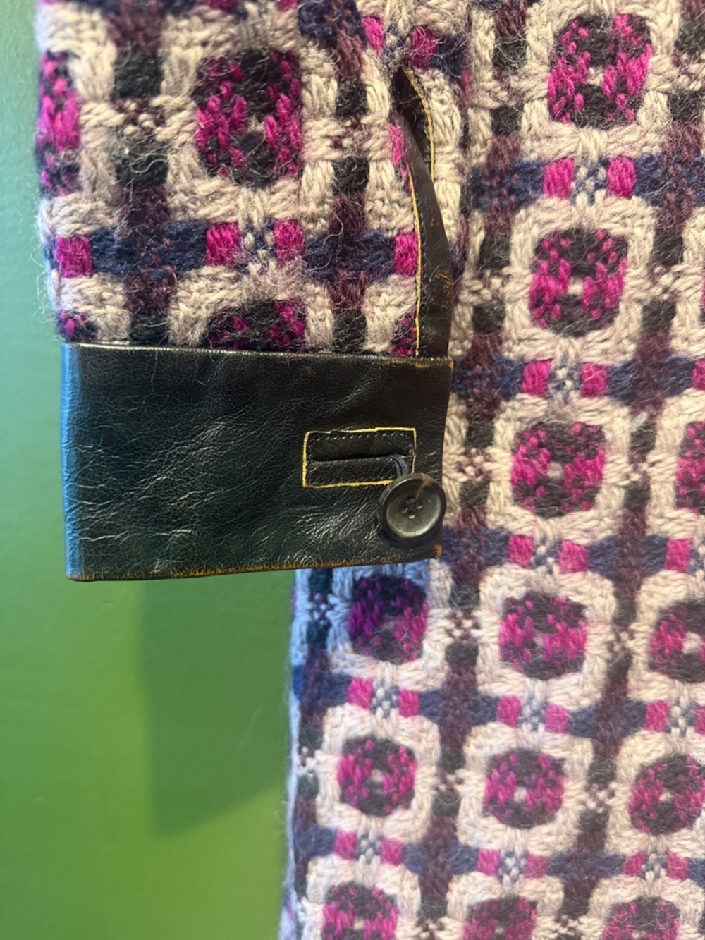 Vintage Womens Pink Patterned Long Coat with Faux Fur Collar - Picture 7 of 11